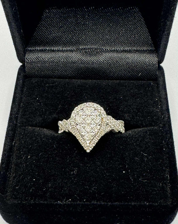 9ct Gold Diamond Ring