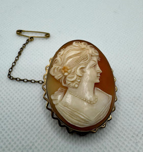 9ct Yellow Gold Cameo Brooch