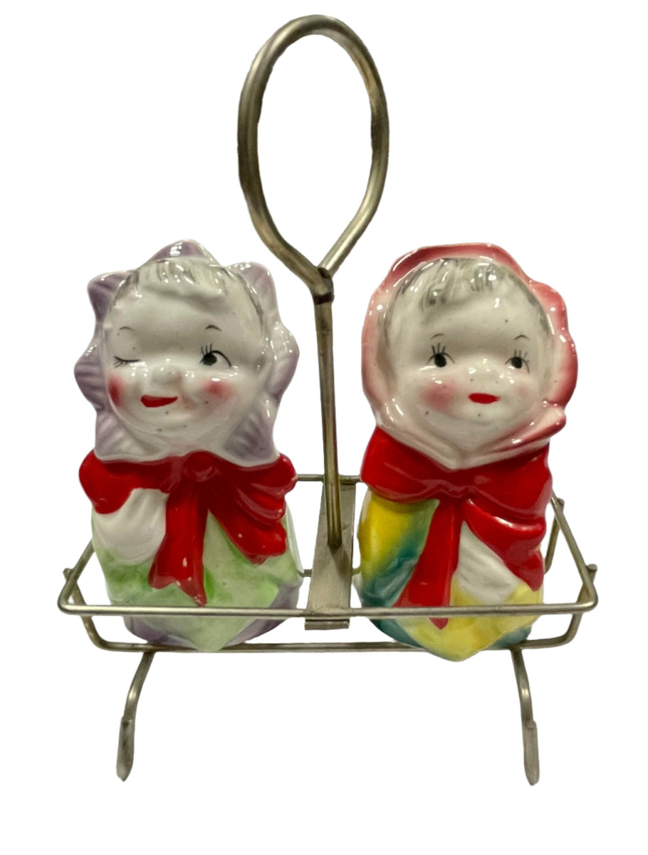 vintage-babies-salt-and-pepper-shakers