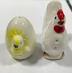 Vintage Hen and Egg salt and pepper shaker