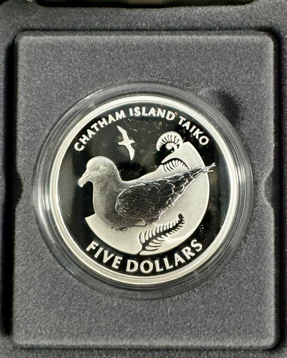 2004 New Zealand Silver Frosted Coin- Five Dollar coin