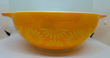 Vintage Pyrex Daisy Cinderella #444 4Qt. Mixing Bowl