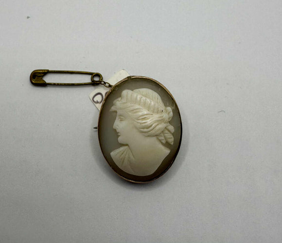 9ct Cameo Brooch