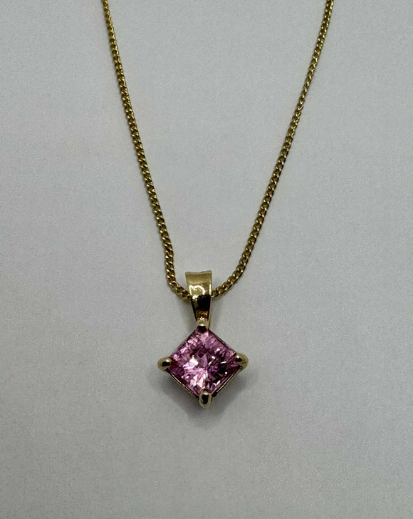 9ct Yellow Gold Pink Sapphire Pendant