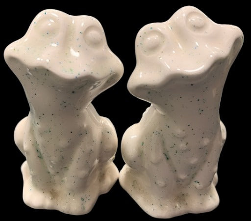 Frog Salt and Pepper Shakers