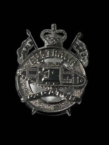 1st Amoured Regiment Badge