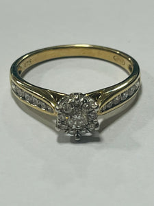 9ct Gold Diamond Cluster Ring