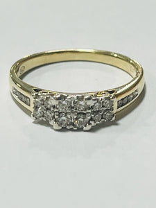 9ct Yellow Gold Diamond Ring