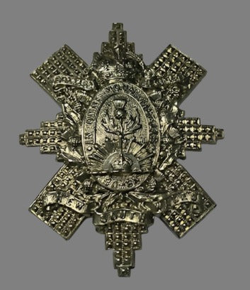 Lanark & Renfrew Scottish Cap Badge