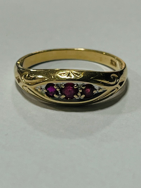 9ct Gold Simulated Ruby Ring