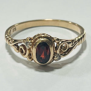 9ct Rose Gold Garnet Scroll Ring