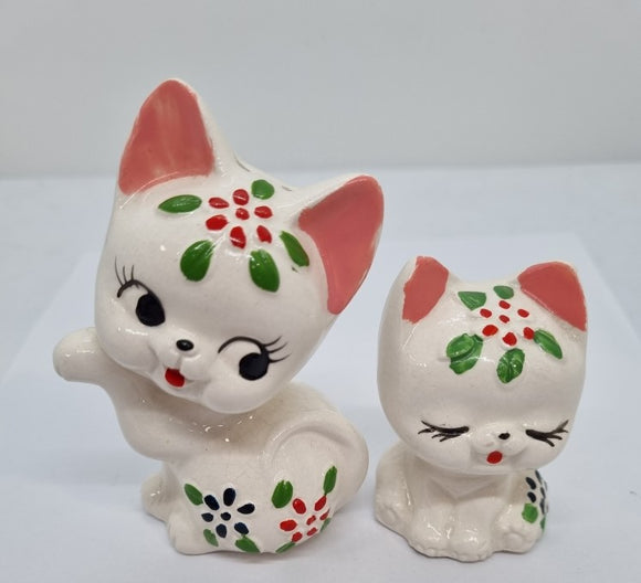 Salt and Pepper Shakers - Cats