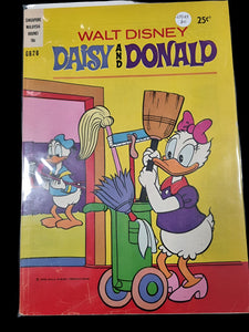 Comic Walt Disney Daisy and Donald G626 *