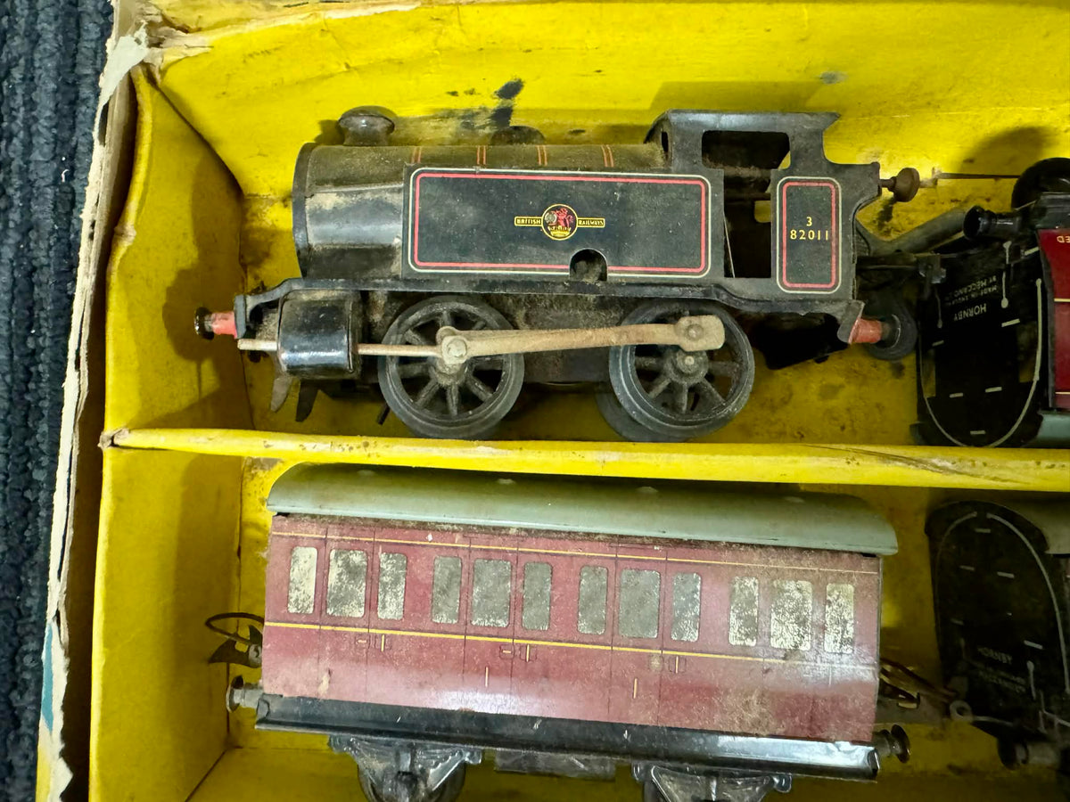 Hornby Clockwork Train Set No41 Tank Passenger
