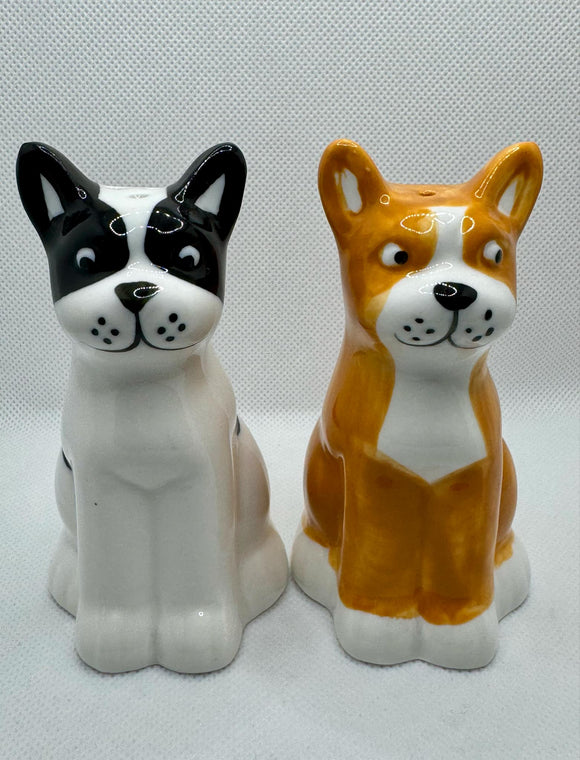 Salt and Pepper Shakers Dogs