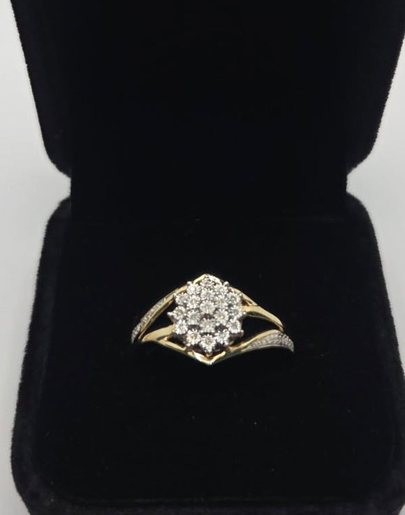 9ct Yellow Gold Diamond Cluster Ring