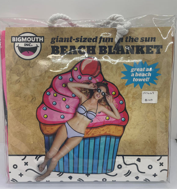 Giant-Sized Cup Cake Beach Blanket