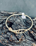 9ct Yellow Gold Bangle with Hand Closure
