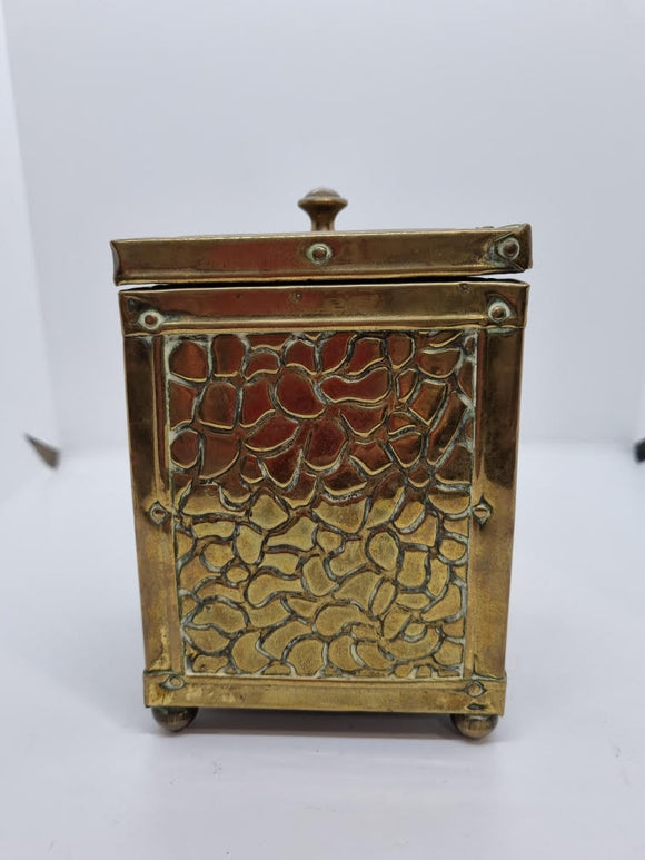 Vintage English Brass Repousse Lead Lined Tea Box (Caddy)